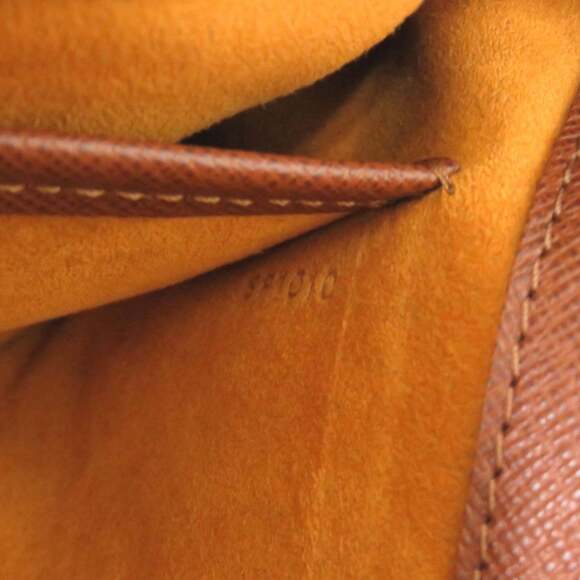 LOUIS VUITTON Authentic Brown Monogram Shoulder Bag - Picture 10 of 10